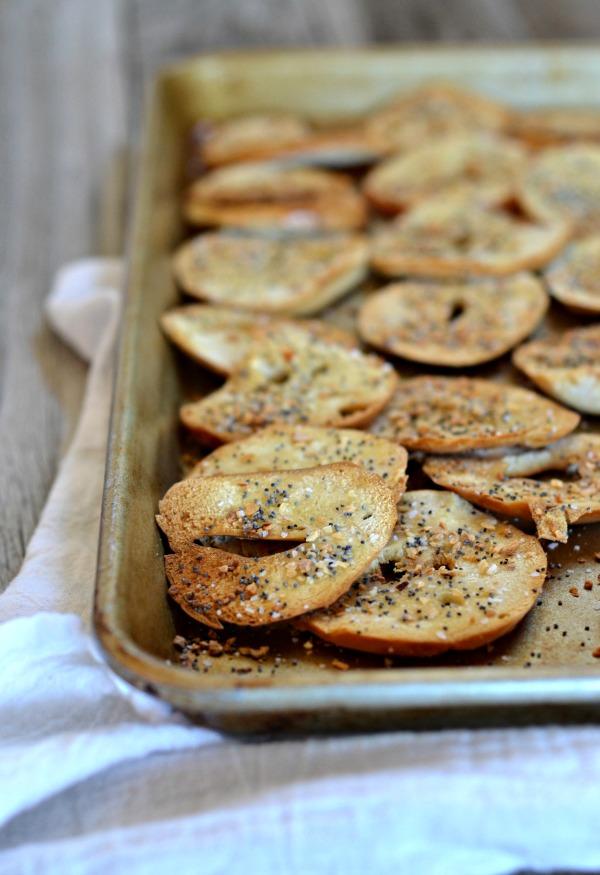 Ajo y hierbas bagel tipo papas
